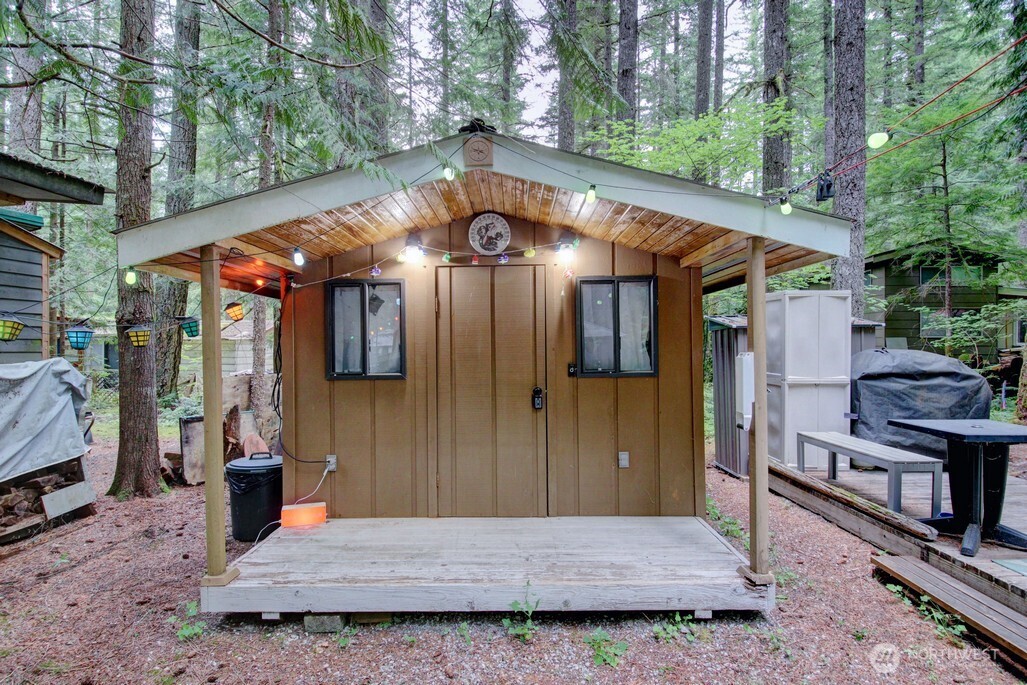 201 Chanterelle Drive Deming WA 98244