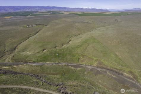 21954 Baird Springs Road NW Quincy WA 98848