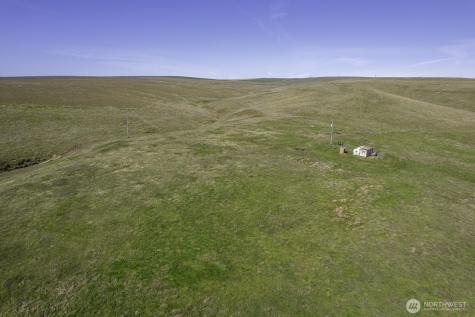 21954 Baird Springs Road NW Quincy WA 98848