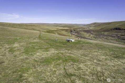 21954 Baird Springs Road NW Quincy WA 98848