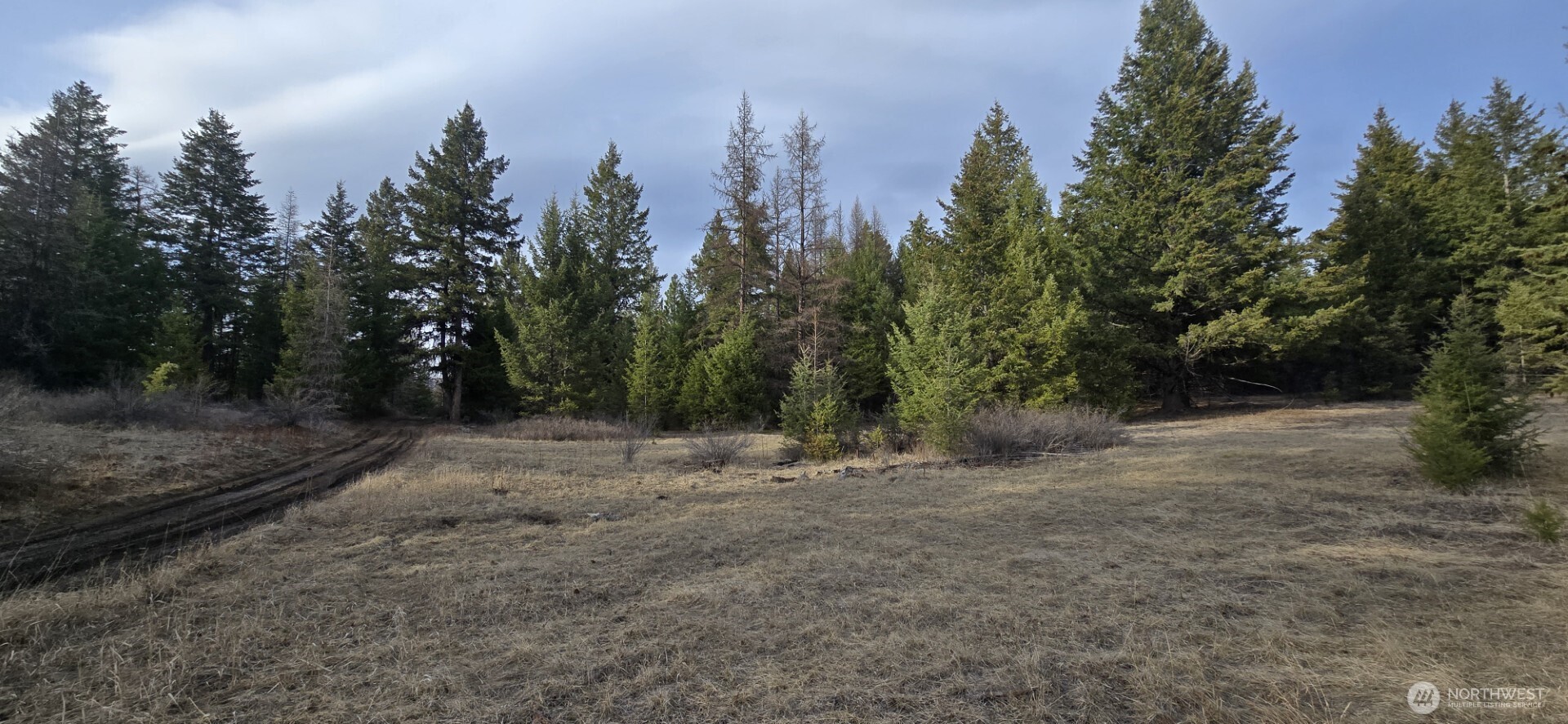 99 Prior Loop Road Oroville WA 98844