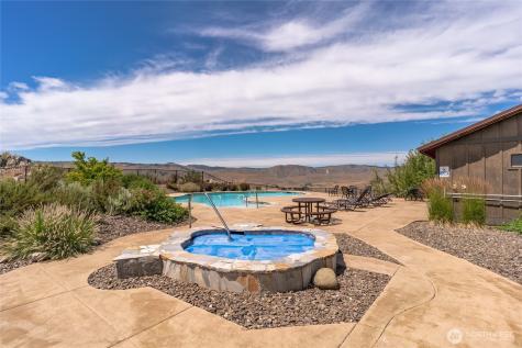 1 Gunsmoke Road Brewster WA 98812