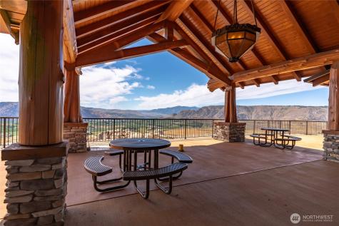 1 Gunsmoke Road Brewster WA 98812