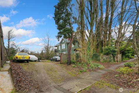 333 17th Avenue Seattle WA 98122
