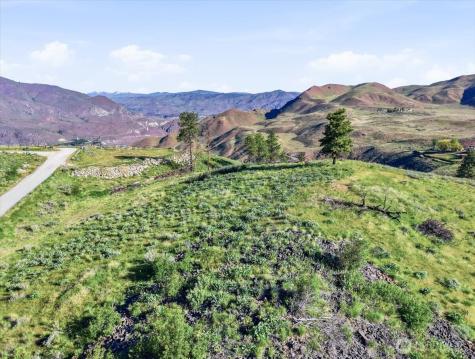 25 Chelan Hills Acres Road Orondo WA 98843