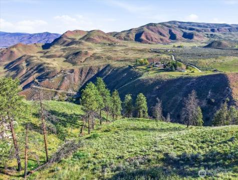 25 Chelan Hills Acres Road Orondo WA 98843