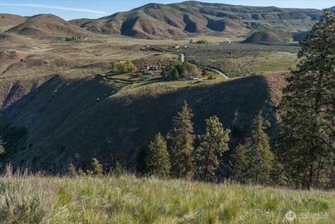25 Chelan Hills Acres Road Orondo WA 98843