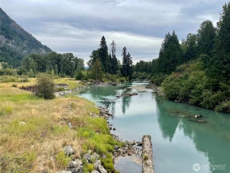 25495 White River Road Leavenworth WA 98826