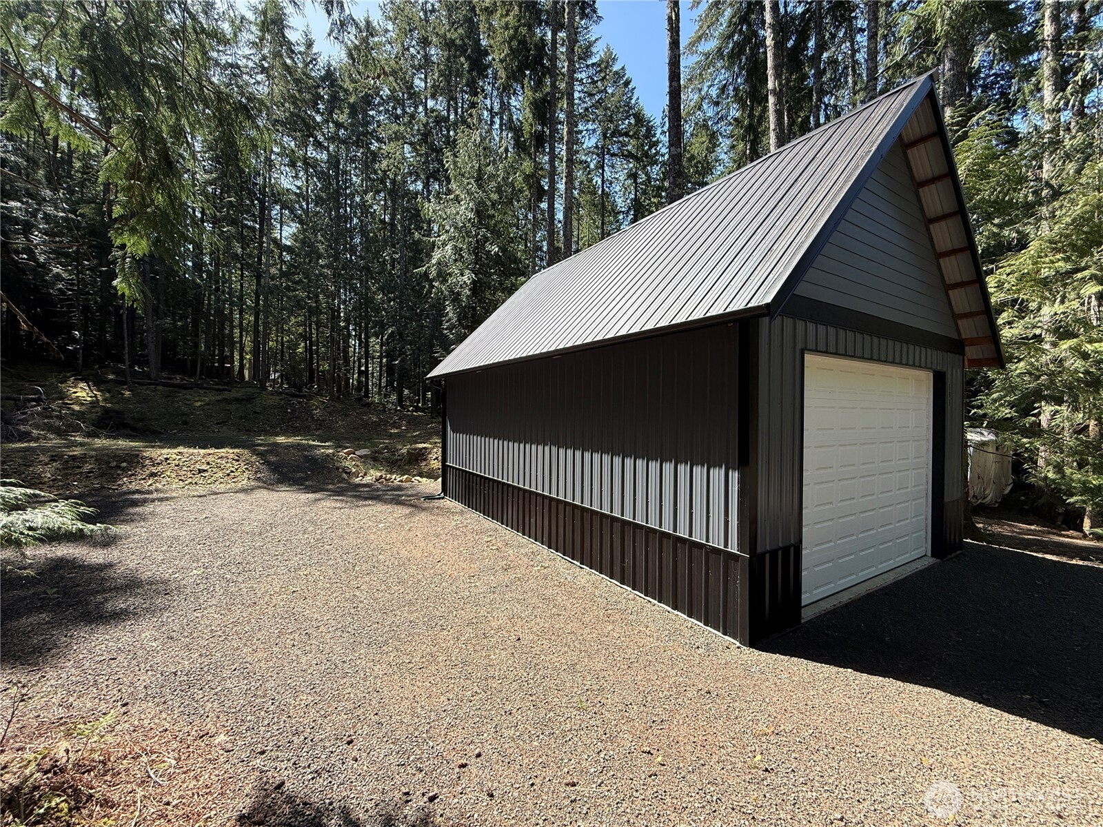 131 N Staircase Drive Hoodsport WA 98548