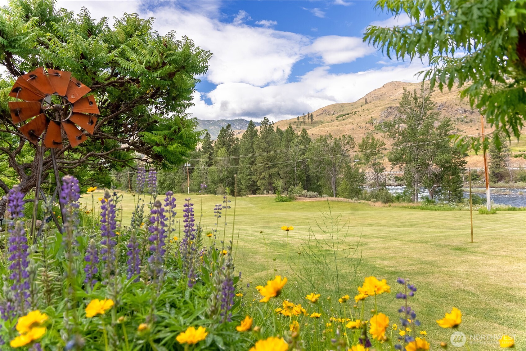 30 Whitewater Drive Pateros WA 98846
