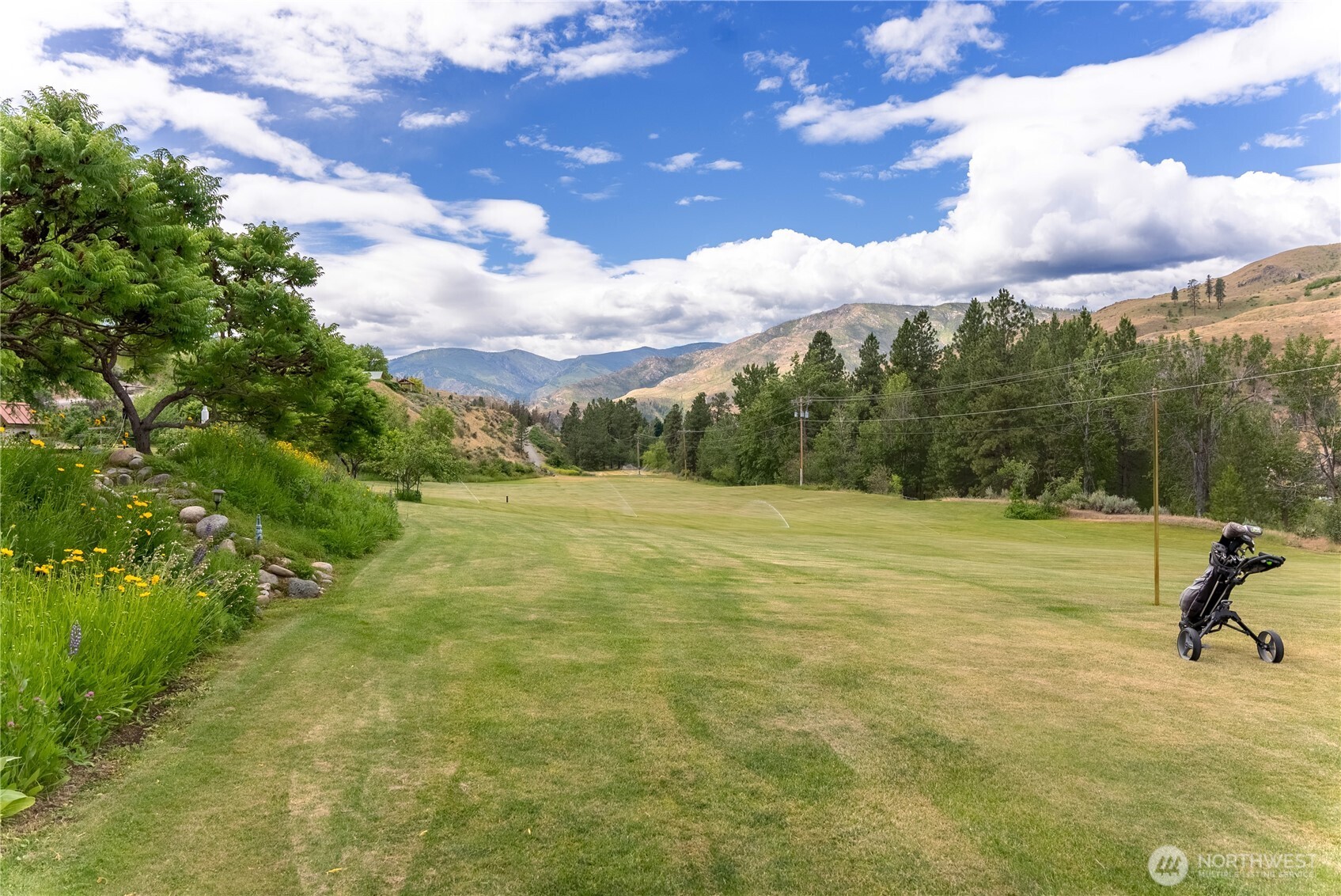 30 Whitewater Drive Pateros WA 98846