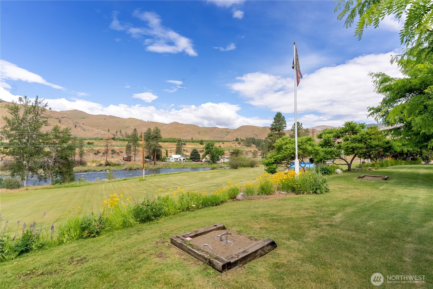 30 Whitewater Drive Pateros WA 98846