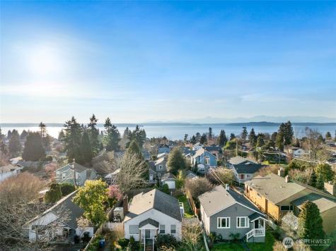 5912 45th Avenue SW Seattle WA 98136