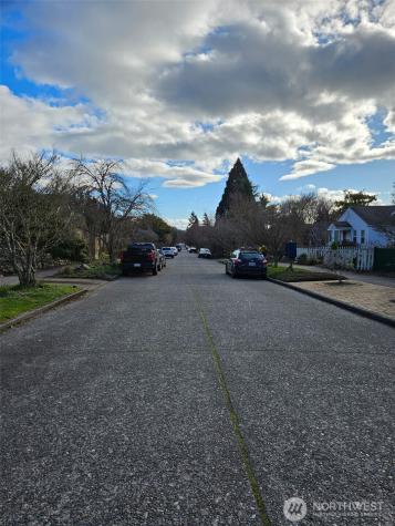 5912 45th Avenue SW Seattle WA 98136