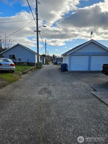 5912 45th Avenue SW Seattle WA 98136