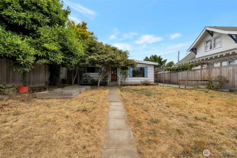 5912 45th Avenue SW Seattle WA 98136