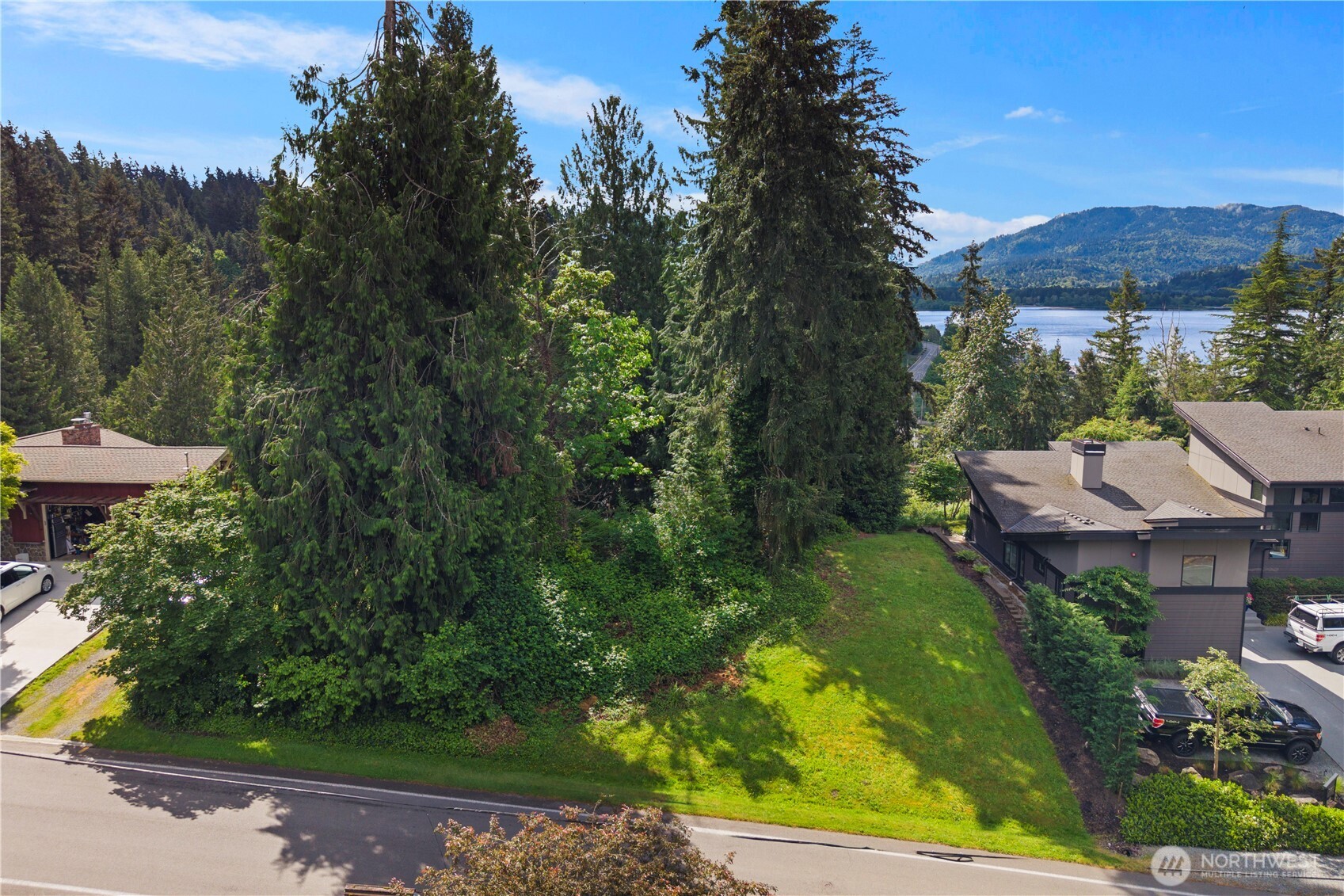 19615 SE 29th Street Sammamish WA 98075