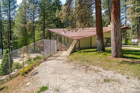 25601 Camp 12 Road Leavenworth WA 98826