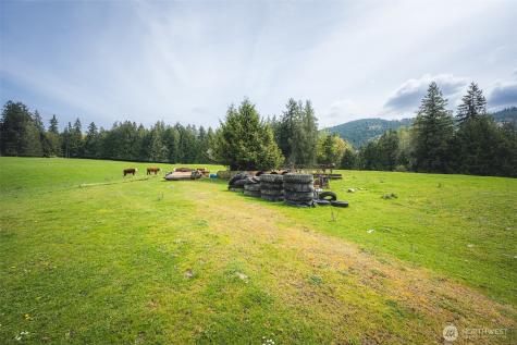 280 Oxenford Road Port Angeles WA 98363