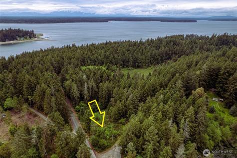 811 Herron Road SW Lakebay WA 98349