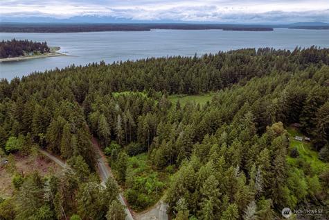811 Herron Road SW Lakebay WA 98349
