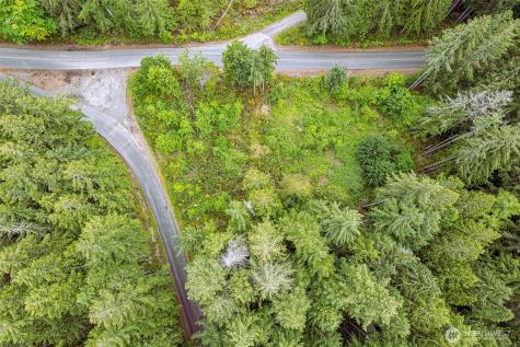 811 Herron Road SW Lakebay WA 98349