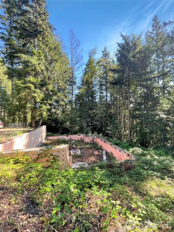 111 N Colony Surf Drive Lilliwaup WA 98555