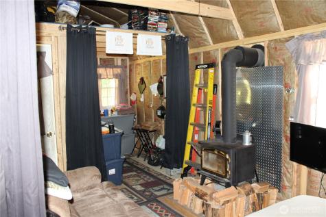 325 Pontiac Ridge Tonasket WA 98855