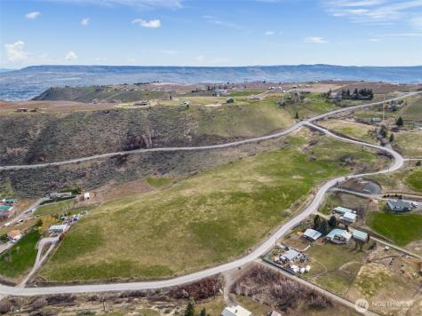 4 Wheeler Hill Road Wenatchee WA 98801