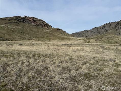 2830 Antoine Creek Road Chelan WA 98816