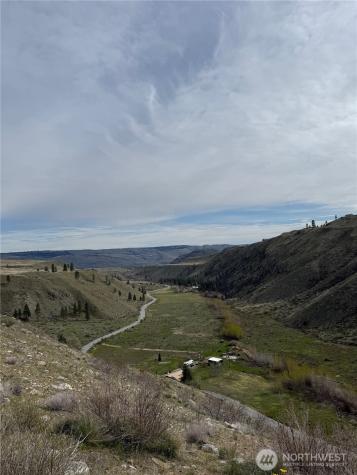 2830 Antoine Creek Road Chelan WA 98816