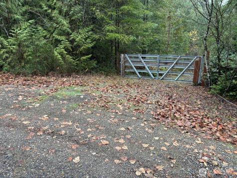 999 N Lake Cushman Drive Hoodsport WA 98548