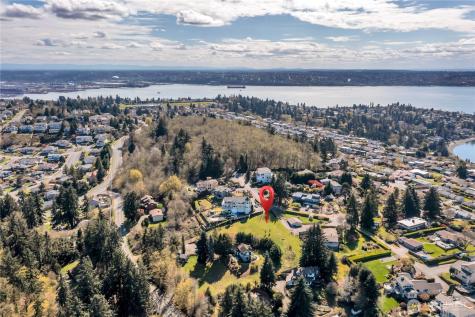 6210 Dash Point Boulevard NE Tacoma WA 98422