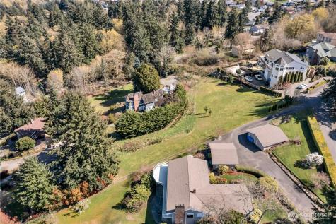 6210 Dash Point Boulevard NE Tacoma WA 98422