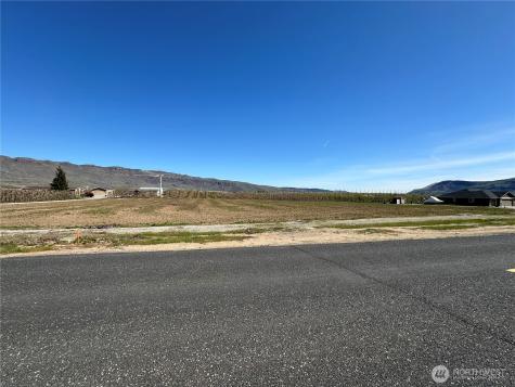 565 S Van Well Avenue East Wenatchee WA 98802