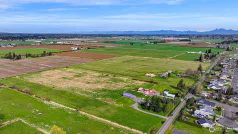 8683 Benson Road Lynden WA 98264