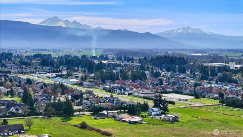 8683 Benson Road Lynden WA 98264