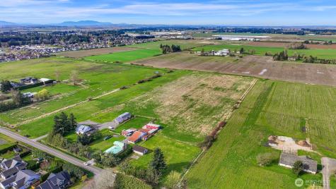 8683 Benson Road Lynden WA 98264