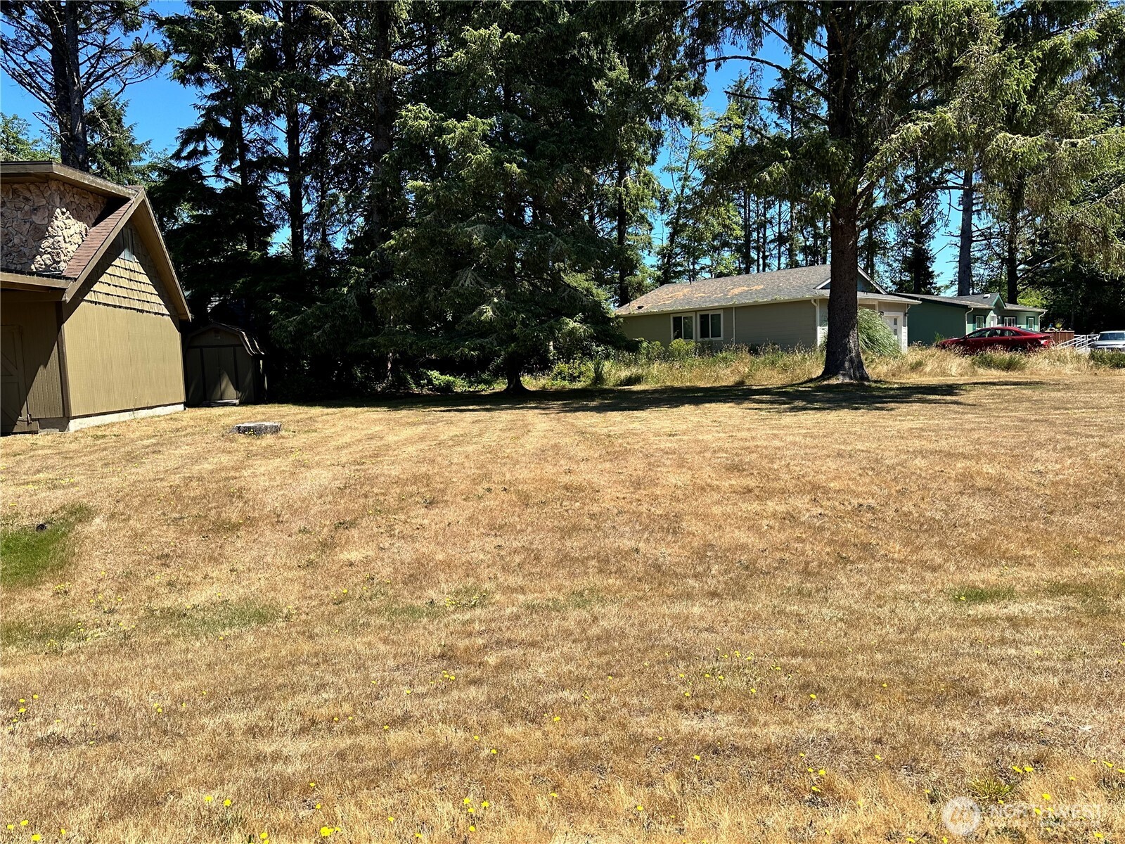 604 Sollecks Avenue SE Ocean Shores WA 98569