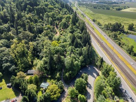 110 N Burke Road Woodland WA 98674