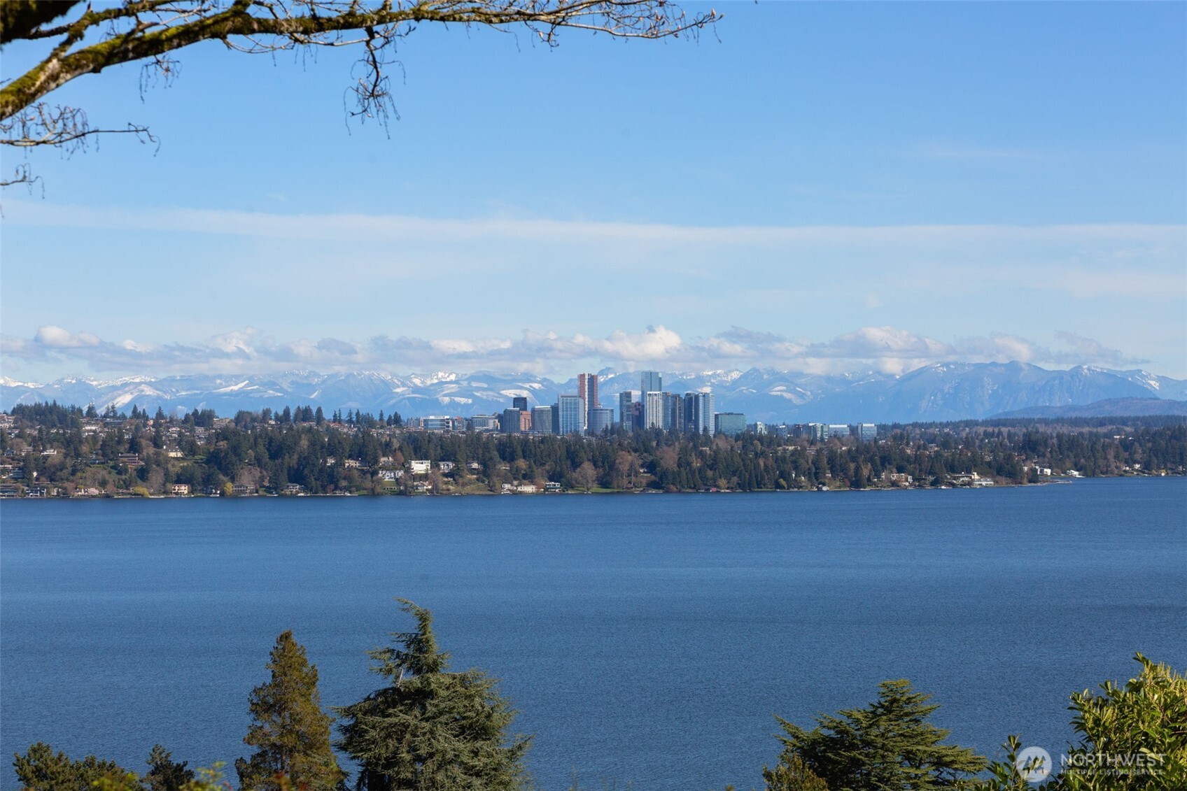 520 36th Avenue E Seattle WA 98112