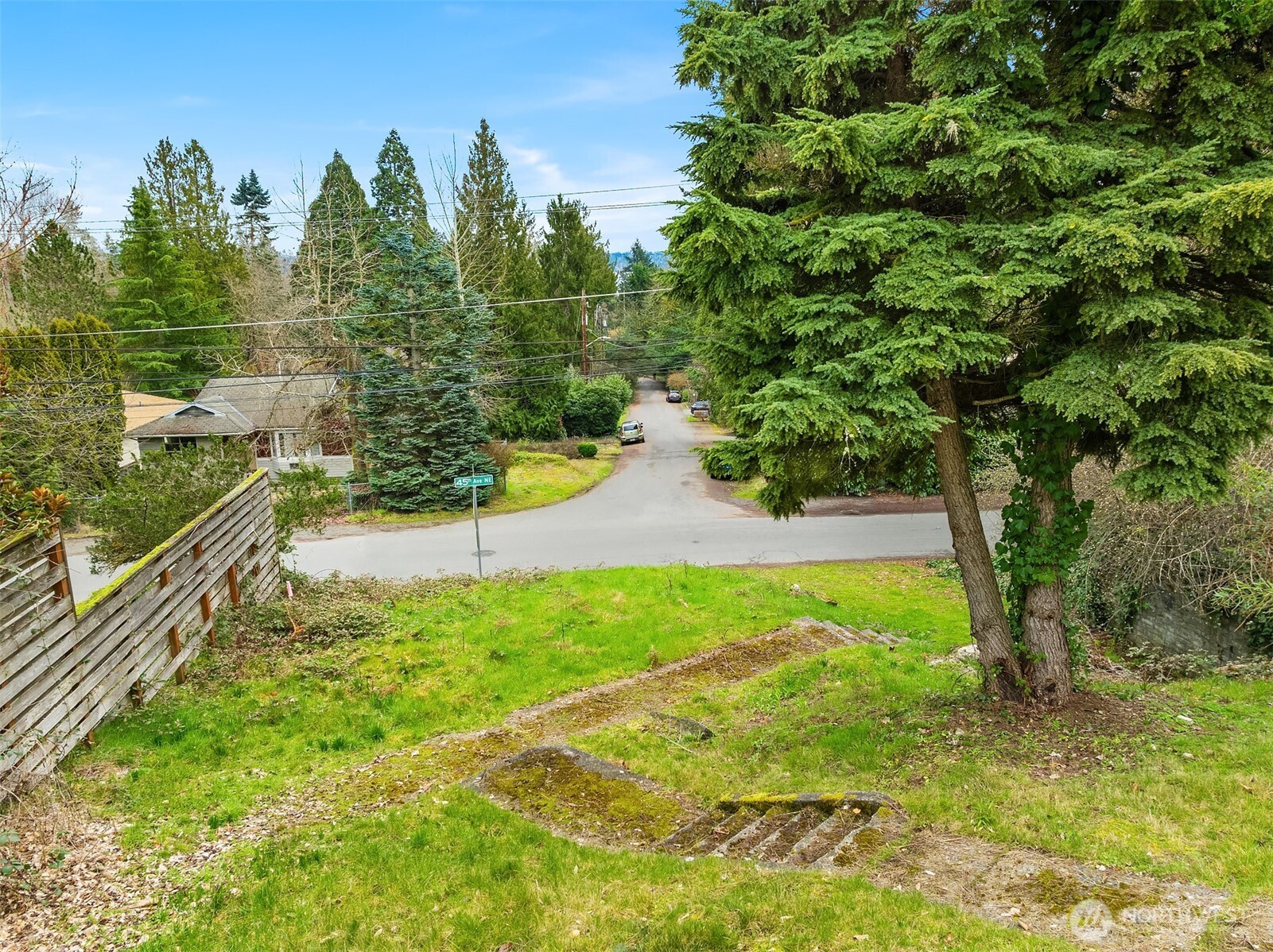 9229 45th Avenue NE Seattle WA 98115