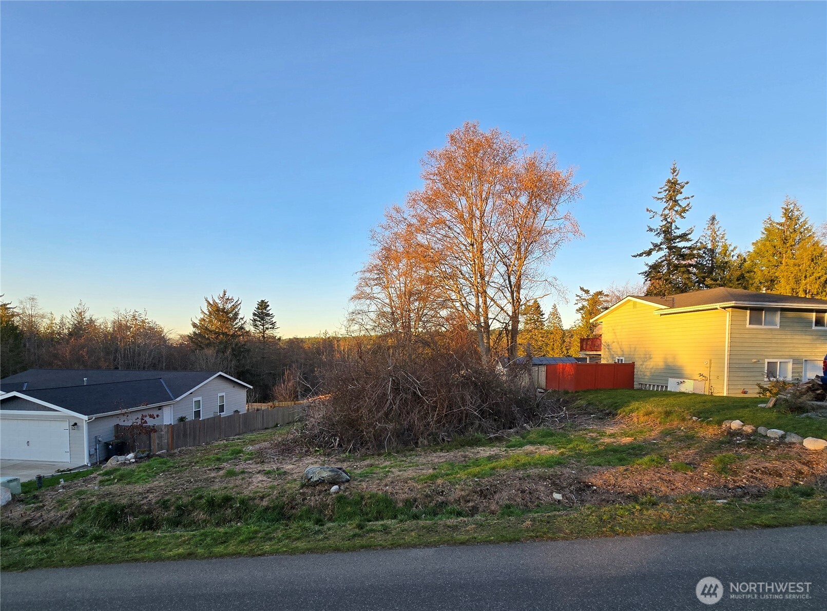 16 Deception Circle Oak Harbor WA 98277