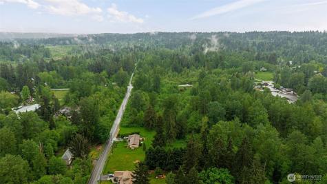 126 176th Avenue NE Woodinville WA 98072
