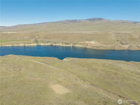 1163 Strahl Canyon Road Grand Coulee WA 99133