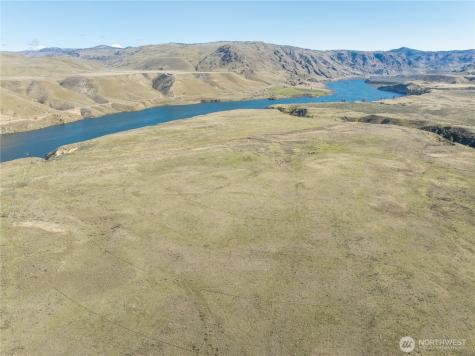 1163 Strahl Canyon Road Grand Coulee WA 99133