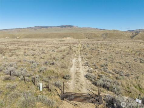 1163 Strahl Canyon Road Grand Coulee WA 99133