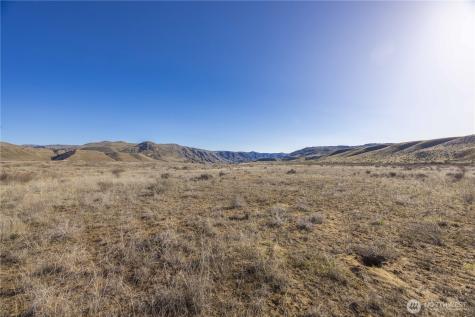 1163 Strahl Canyon Road Grand Coulee WA 99133