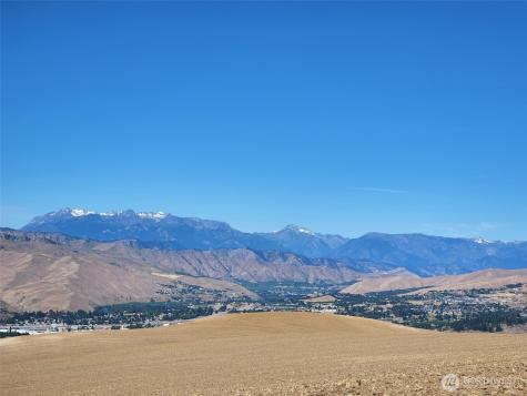 2025 Cougar Ridge Road East Wenatchee WA 98802