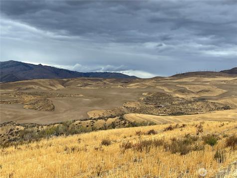 2025 Cougar Ridge Road East Wenatchee WA 98802